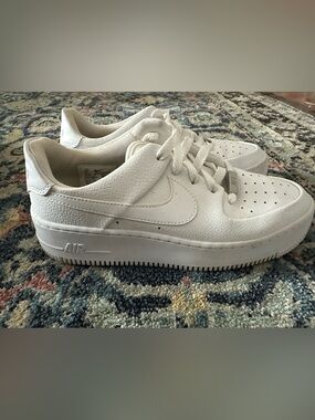 Nike White Leather Low-Top Sneakers